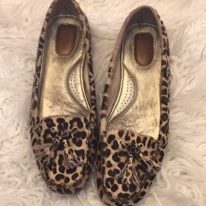 Sperry leopard flats!